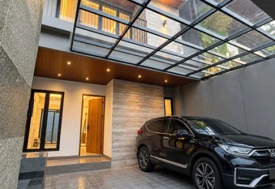 Rumah Modern Kontemporer 2 Lantai + Kolam Renang Lingkungan Premium dekat Hotel Hyatt