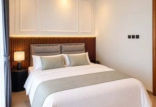 Rumah Modern Kontemporer 2 Lantai + Kolam Renang Lingkungan Premium dekat Hotel Hyatt