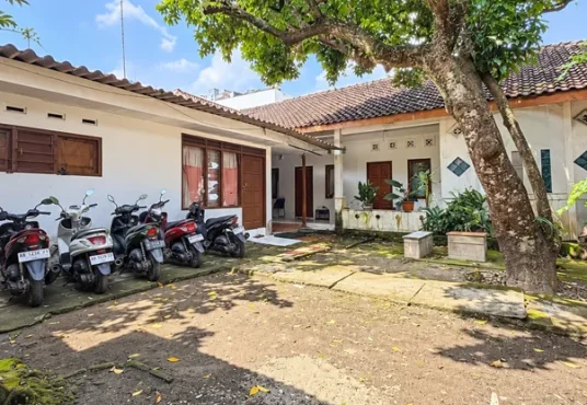 RUMAH LUAS + KOST FULL PENGHUNI DI KAWASAN UGM SENDOWO