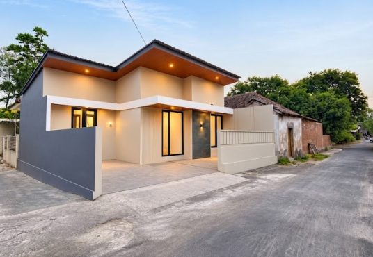 Rumah Modern Baru Siap Huni Unit Hook – Seyegan Sleman