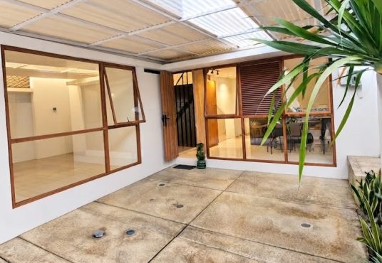 Rumah 2 Lantai Mezanin di Warak Sumberadi Mlati dekat Pemda Sleman