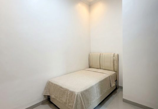 Rumah Desain Mewah Limasan Lingkungan Perumahan Jakal km 13