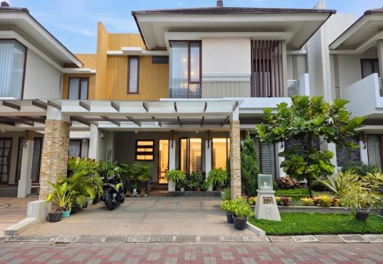 Rumah Mewah 2 Lantai Full Furnished di Vasana Residence