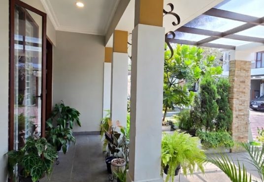 Rumah Mewah 2 Lantai Full Furnished di Vasana Residence
