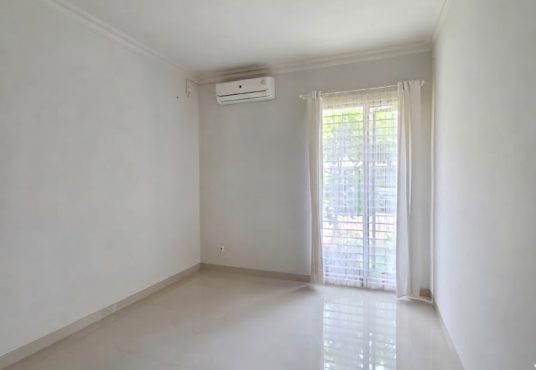 Rumah Mewah 2 Lantai Full Furnished di Vasana Residence