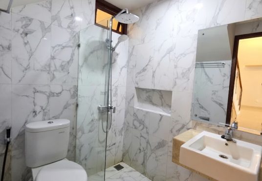 Rumah Mewah 2 Lantai Full Furnished di Vasana Residence