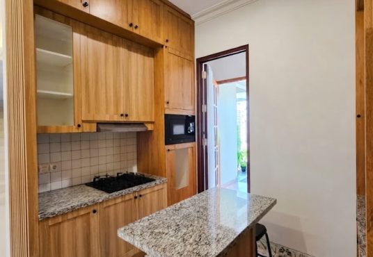 Rumah Mewah 2 Lantai Full Furnished di Vasana Residence