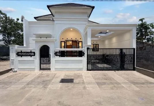 Rumah Mewah American Classic Modern Di Purwomartani Kalasan Sleman Dekat Exit Toll Purwomartani