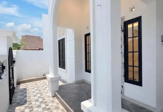 Rumah Mewah American Classic Modern Di Purwomartani Kalasan Sleman Dekat Exit Toll Purwomartani