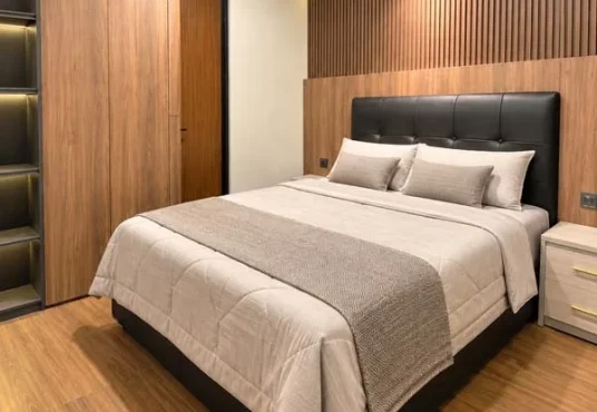 Rumah Mewah 2 lt Kontemporer Furnished Klam Renang dekat UGM