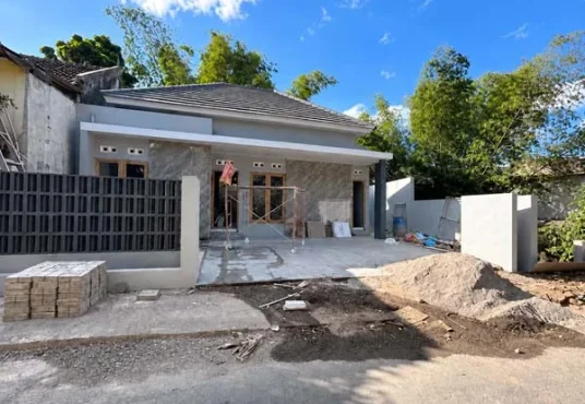 Rumah baru Siap Huni Tanah Luas di Selomartani Kalasan