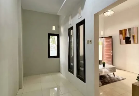 MURAH BANGET! Rumah Cantik Minimalis Furnished di Tamanan Banguntapan dekat Giwangan.