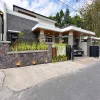 Rumah Baru Tropis Modern Jakal km 13 Dekat Kampus UII