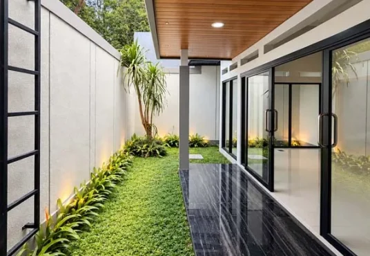 Rumah Baru Tropis Modern Jakal km 13 Dekat Kampus UII