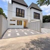 Rumah Mewah Desain Tropis Modern di Jl. Damai Jakal km 8