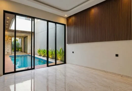 Rumah 2 Lantai Modern Kontemporer Kolam Renang di Kadirojo Purwomartani