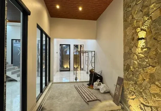 Rumah Mewah 2 Lantai Tropis Kontemporer Modern Di Purwomartani Sleman
