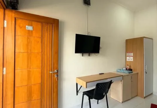 Rumah Induk dan Kos Exclusive Full Furnished 11 Kamar di dekat Jogjabay Wedomartani