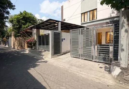 Rumah Induk dan Kos Exclusive Full Furnished 11 Kamar di dekat Jogjabay Wedomartani