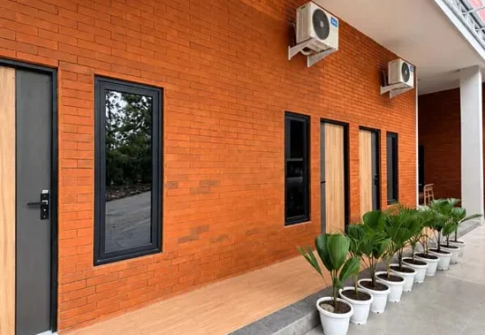 Kost Eksklusif Baru Fresh 16 Kamar Mezzanine Full Furnished Di Plemburan dekat UGM