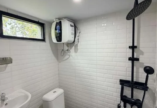 Kost Eksklusif Baru Fresh 16 Kamar Mezzanine Full Furnished Di Plemburan dekat UGM