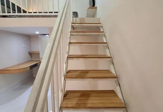 Kost Eksklusif Baru Fresh 16 Kamar Mezzanine Full Furnished Di Plemburan dekat UGM
