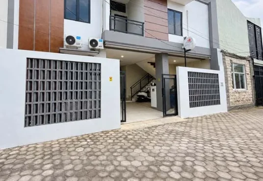 Jual Kost Mewah 2 lantai 11 kamar di Jalan Kaliurang km 12 Ngaglik Sleman Dekat UII