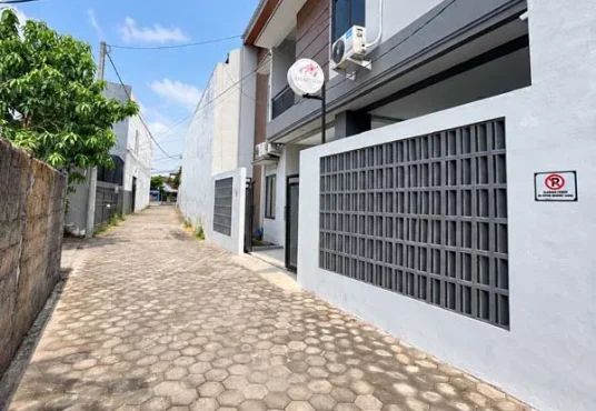 Jual Kost Mewah 2 lantai 11 kamar di Jalan Kaliurang km 12 Ngaglik Sleman Dekat UII