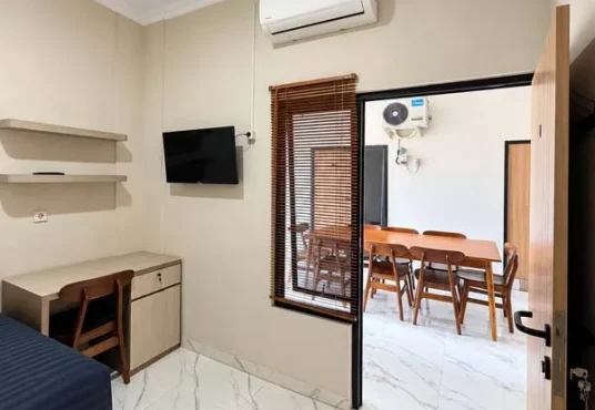 Jual Kost Mewah 2 lantai 11 kamar di Jalan Kaliurang km 12 Ngaglik Sleman Dekat UII