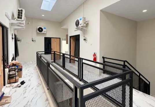 Jual Kost Mewah 2 lantai 11 kamar di Jalan Kaliurang km 12 Ngaglik Sleman Dekat UII