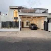 Rumah Baru 2 Lantai Modern dengan Rooftop Luas di Maguwoharjo