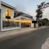 Rumah Baru 2 Lantai Modern dengan Rooftop Luas di Maguwoharjo