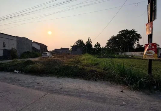 Tanah Pekarangan Cantik Lokasi Strategis di Maguwoharjo dekat Pasar Stan