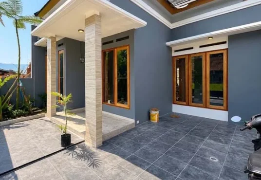 Rumah Fresh Siap Huni view sawah pinggir jalan aspal di Piyungan