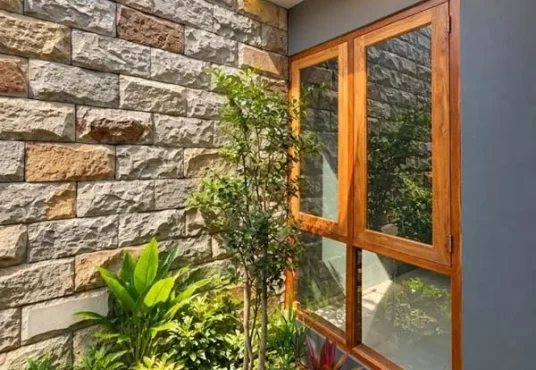 Rumah Fresh Siap Huni view sawah pinggir jalan aspal di Piyungan