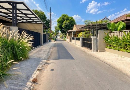Rumah Modern Open Space 1 Lantai dekat Perum Pertamina Kalasan