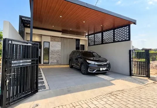 Rumah Furnished Tanah Luas dekat Perum Pertamina dan Exit Tol Kalasan