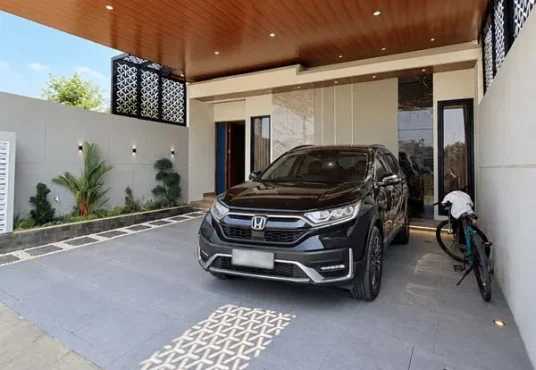 Rumah Furnished Tanah Luas dekat Perum Pertamina dan Exit Tol Kalasan