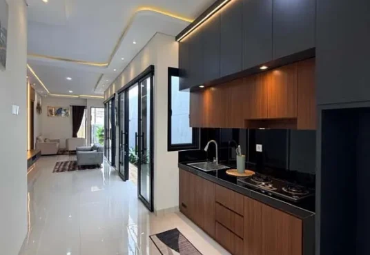 Rumah Furnished Tanah Luas dekat Perum Pertamina dan Exit Tol Kalasan