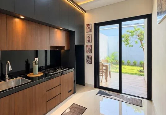 Rumah Furnished Tanah Luas dekat Perum Pertamina dan Exit Tol Kalasan