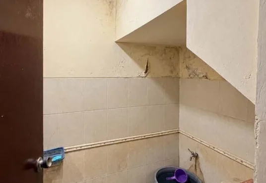 Murah Banget! Rumah Second 2 Lantai di Seturan Dekat UPN