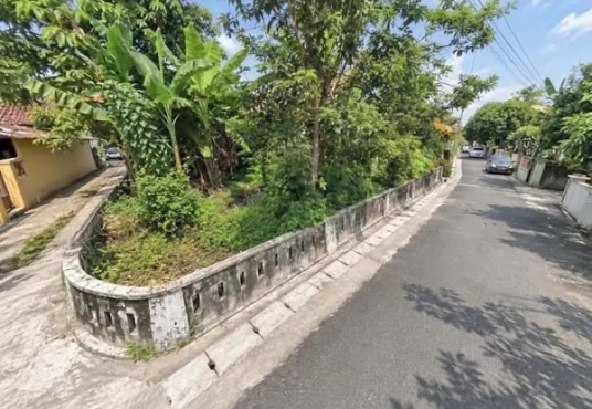 Tanah SHM Pekarangan 238 m2 LD 17 dalam Ringroad dekat Kampus ALMA ATA dan UMY