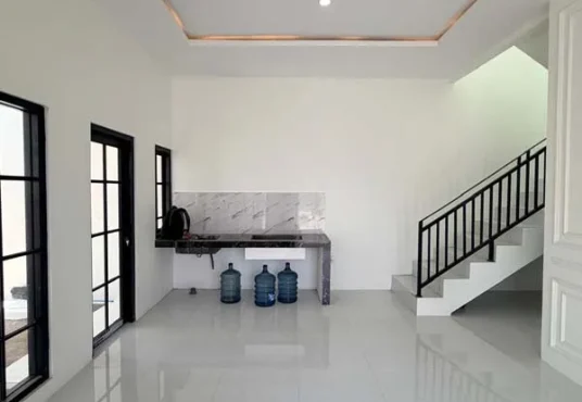 Rumah Mewah 2 Lantai American Classic di Sendangtirto Berbah Sleman