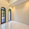 Rumah Cantik Model Klasik Modern di Utara SD Model Wedomartani