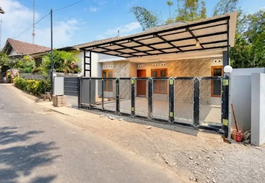 Rumah baru Siap Huni Tanah Luas di Selomartani Kalasan